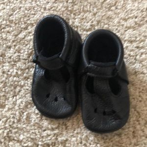 Black Freshly picked size 5